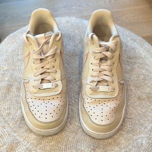 Nike court vision low premium